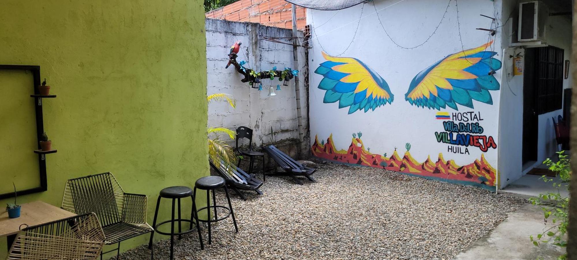 Hostal Villa Del Rio Las Brisas Villavieja Exterior foto